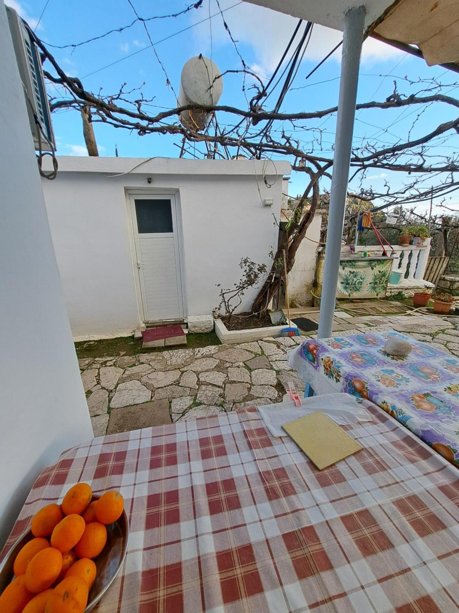 The Grandfather'S Room Himare Exterior photo